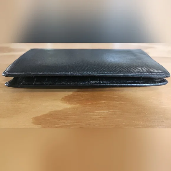 Vintage CHANEL Sevruga Caviar CC Yen  Wallet - Picture 4 of 15